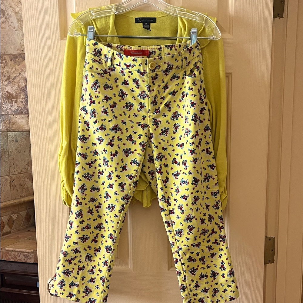 Cropped Pants